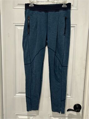 Lululemon All In Pant Heathered Denim Alberta Lake Blue Size 6 EUC Retired